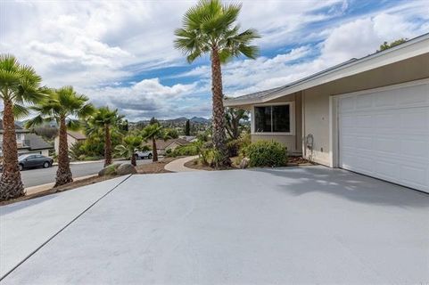 136 Helen Way (4)