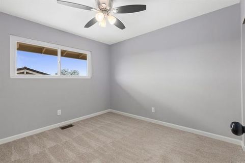 136 Helen Way (51)