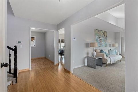 136 Helen Way (9)