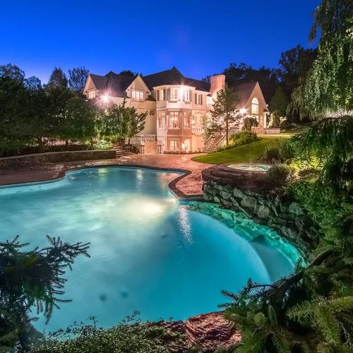 The Differences Between Buying a Second Home vs. Investment Property