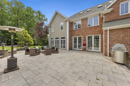 Patio 15 Schaffer in Alpine NJ