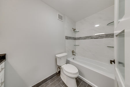 21 master bath view 2