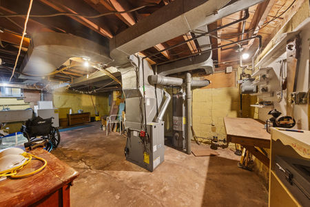 32 50 Golf Ct, Teaneck