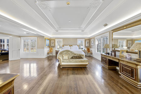 Primary Suite 15 Schaffer in Alpine NJ