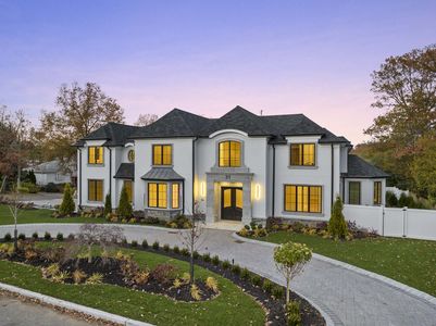 Front of 31 Geraldine Englewood Cliffs