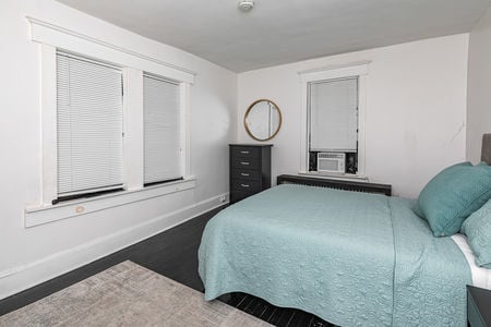 Whittier Avenue 10 2024 031