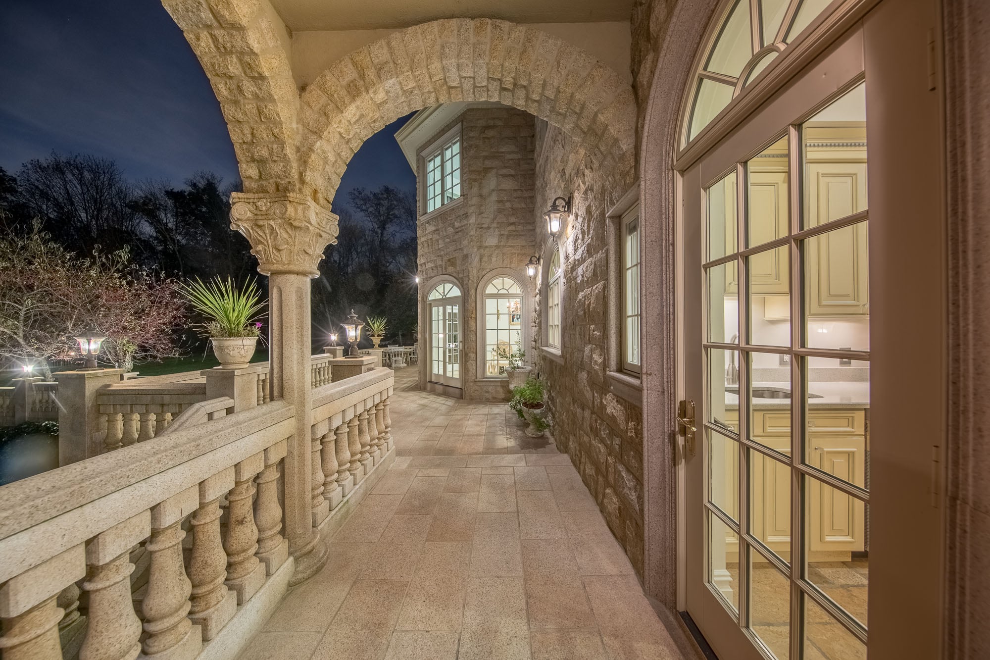 33 Brams Hill night 4