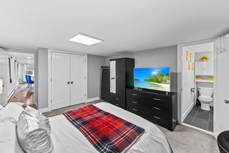 48 Algonquin Rockaway-21