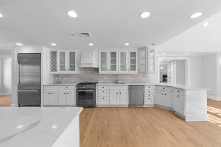 07 270 Next Day Hill Ct Englewood NJ-13