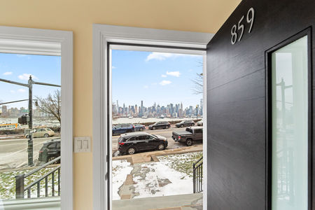 12 859 BLVD E Weehawken-1