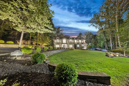 19 Duckpond Demarest NJ-1