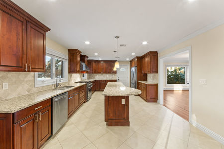 21 662 Summit St Englewood Cliffs NJ-21