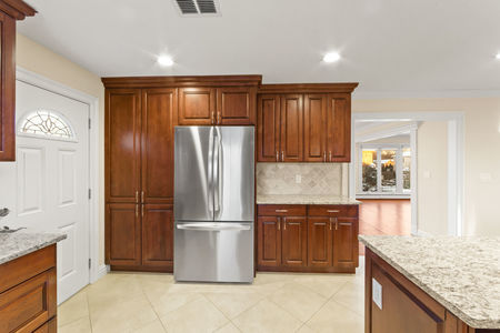 22 662 Summit St Englewood Cliffs NJ-23