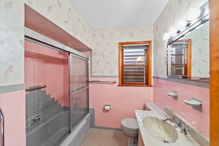 22 full bathrm 1 119 Carlton Jersey City-26