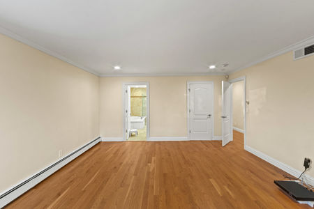 31 662 Summit St Englewood Cliffs NJ-35