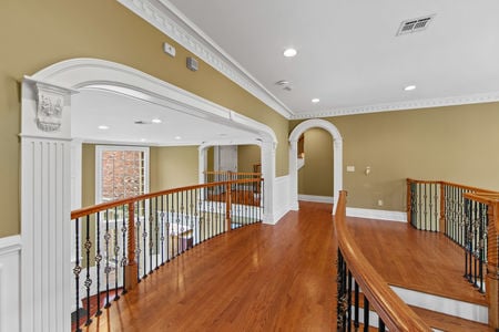 32 alpine 24 tulip tree-110