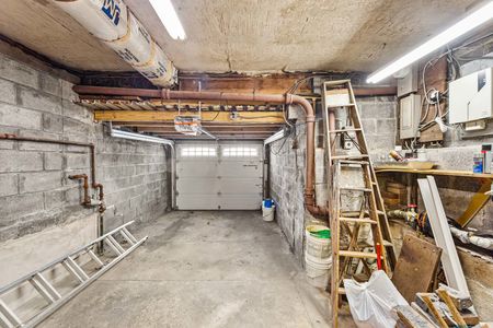 33 garage 119 Carlton Jersey City-37