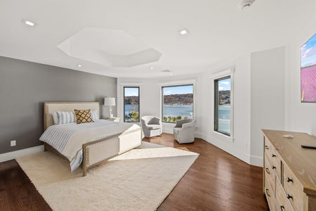 35 31 Island Trail Sparta NJ master bedroom 2nd Level