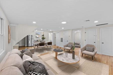 44 859 BOULEVARD East-2