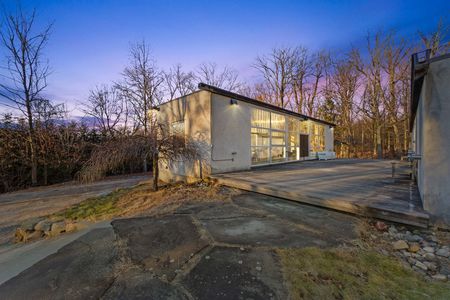 459 Next Day Hill Englewood NJ-11