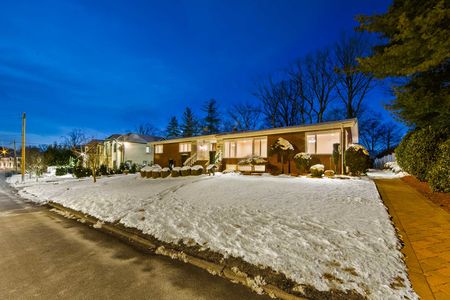 48 662 Summit St Englewood Cliffs NJ-55