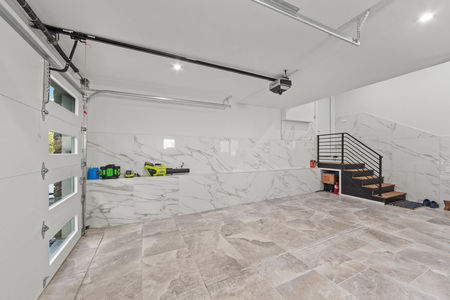 49 31 Island Trail Sparta NJ garage Main Level