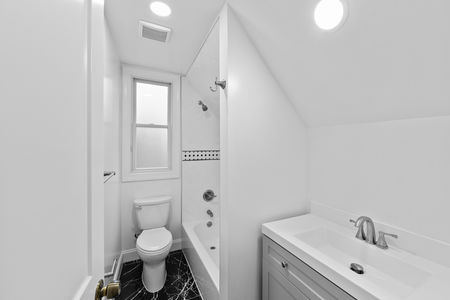 49b 859 BLVD E Weehawken-101