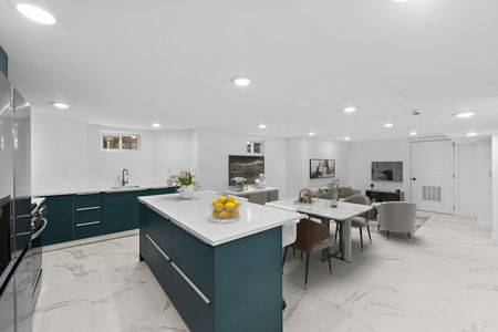 52 859 BOULEVARD East-1