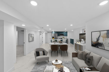 53 859 BOULEVARD East-2