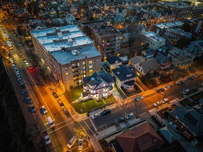 7 859 BOULEVARD E -19