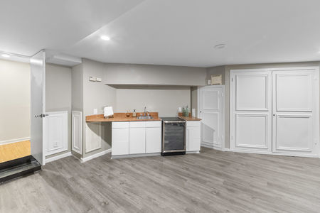 73 lower level bar 85 Sherwood Rd Norwood NJ