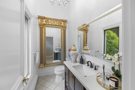 76 cabana bathroom 85 Sherwood Rd Norwood NJ