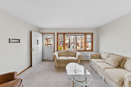 8 living rm 119 Carlton Jersey City-10