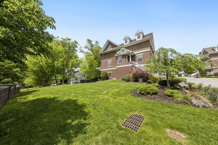 Tenafly Heights 100 Heights Ln Tenafly NJ11