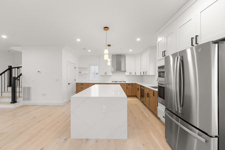 11 Waterfall Quartz island in a Fair Lawn Newly Built House