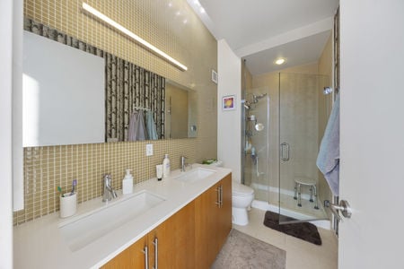 14 bathroom 2 at unit 426 in jersey city canco