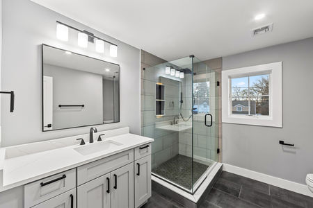 37 Primary Bathroom at 41 Garwood Fair Lawn NJ