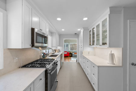 53 Downey Tenafly NJ-12