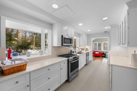 53 Downey Tenafly NJ-9