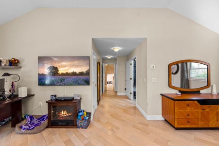 605 Gladys Ct Northvale NJ-14