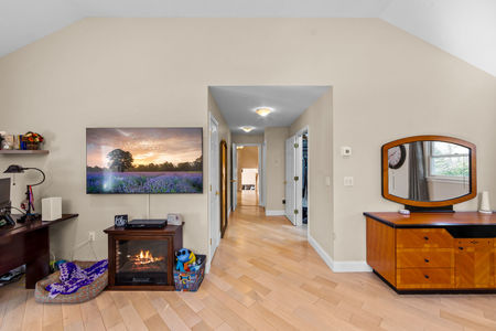 605 Gladys Ct Northvale NJ-14