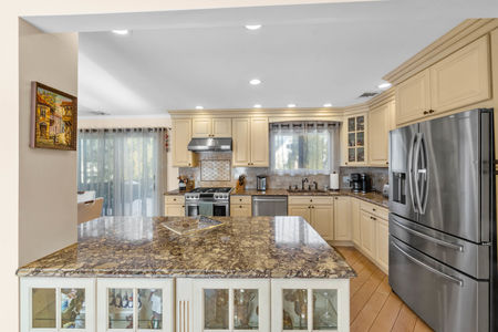 605 Gladys Ct Northvale NJ-22