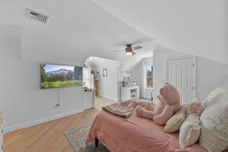 605 Gladys Ct Northvale NJ-33