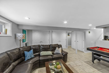 605 Gladys Ct Northvale NJ-41