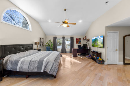 605 Gladys Ct Northvale NJ-9