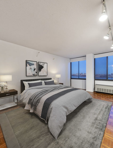 200 Winston 814master bedroom_M