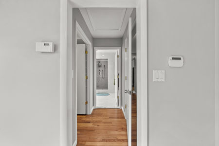 24 Primary Suite 206 Harwood Pl, Paramus, NJ 07652