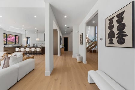 28 Hallway 2 Maple St in Englewood Cliffs NJ Proper