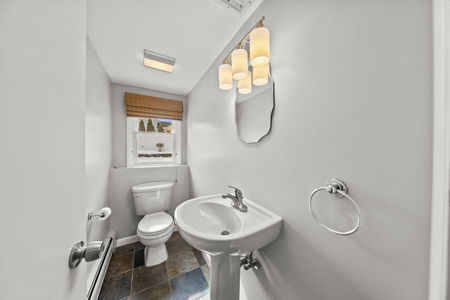 36 Powder Room at 206 Harwood Pl, Paramus, NJ 07652