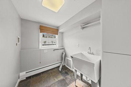 37 Laundry Room at 206 Harwood Pl, Paramus, NJ 07652